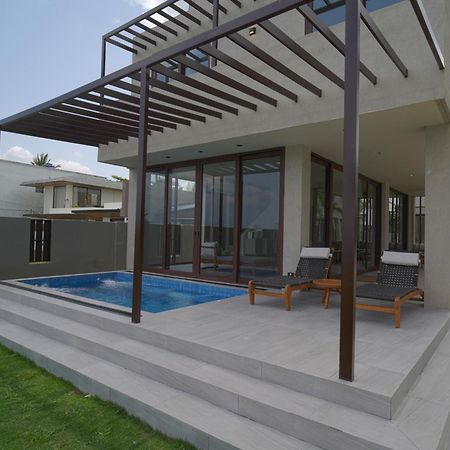 Araya Beach Casas Batangas Exteriör bild