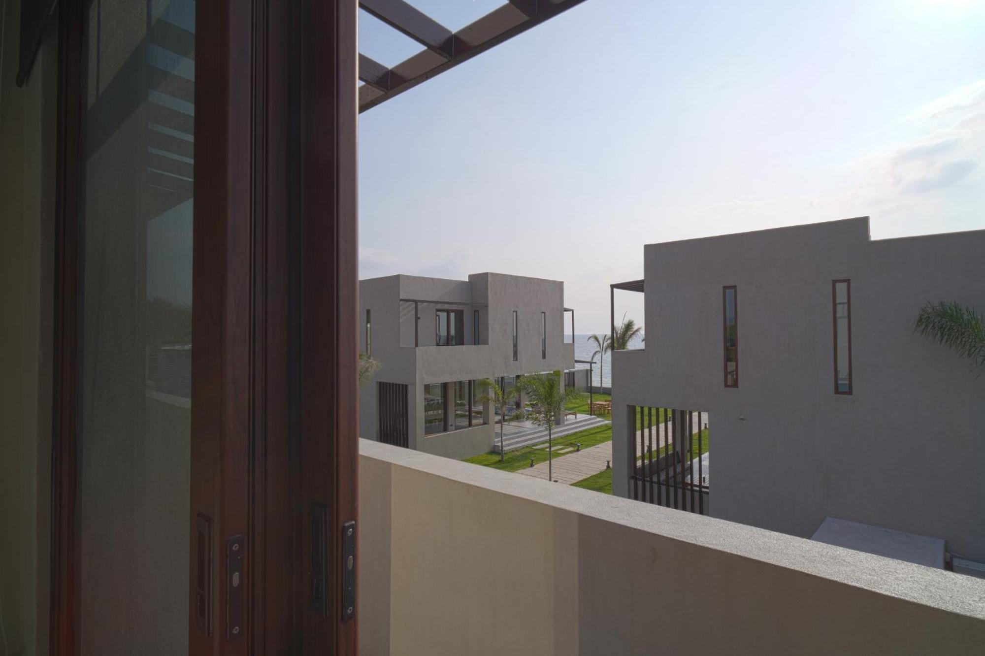 Araya Beach Casas Batangas Exteriör bild